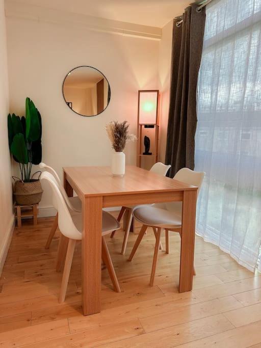 Bright & Spacious Split Level Flat In Kennington Londra Dış mekan fotoğraf